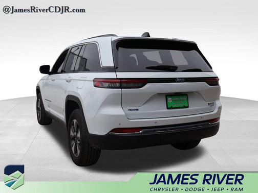Bright White Clearcoat 2024 Jeep Grand Cherokee 4xe Base