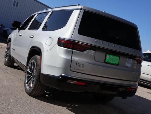 2023 Jeep Wagoneer Series III 4x4