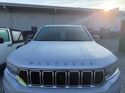2023 Jeep Wagoneer Series III 4x4