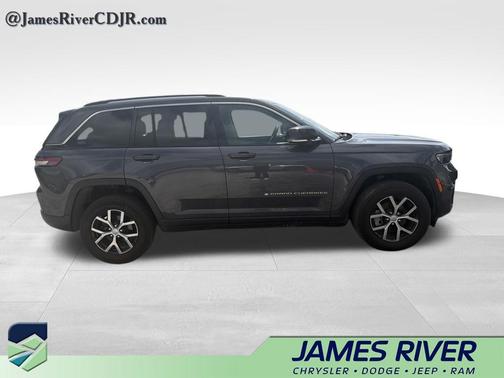 Baltic Gray Metallic Clearcoat 2024 Jeep Grand Cherokee Limited