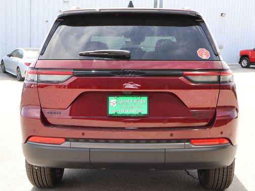 Velvet Red Pearlcoat 2026 Jeep Grand Cherokee Altitude