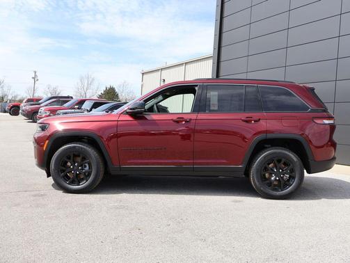 Velvet Red Pearlcoat 2026 Jeep Grand Cherokee Altitude