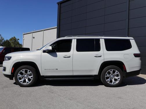 2022 Jeep Wagoneer Series I 4x4