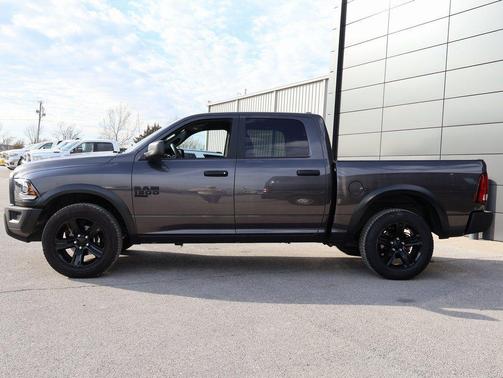 2024 RAM 1500 Classic Warlock Crew Cab 4x4 5'7' Box