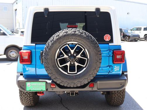Hydro Blue Pearlcoat 2026 Jeep Wrangler Rubicon
