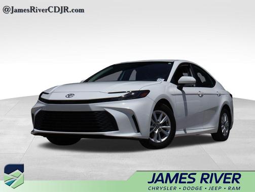 Ice Cap 2026 Toyota Camry LE