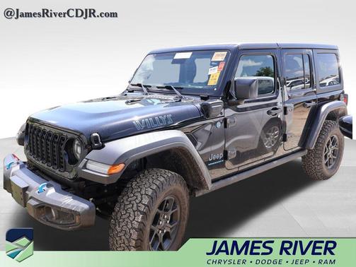 Black Clearcoat 2024 Jeep Wrangler 4xe Willys