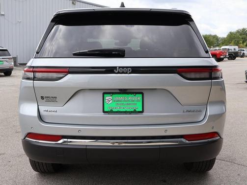 2023 Jeep Grand Cherokee Laredo
