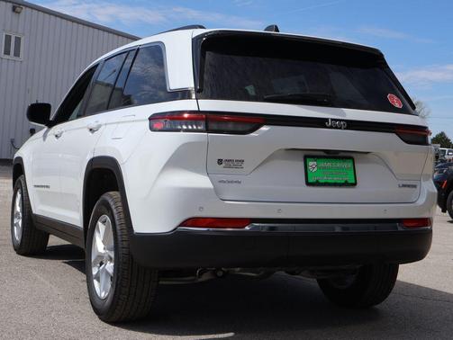 2026 Jeep Grand Cherokee Altitude