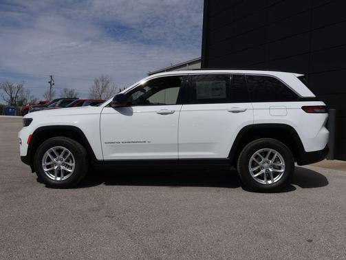 2026 Jeep Grand Cherokee Altitude