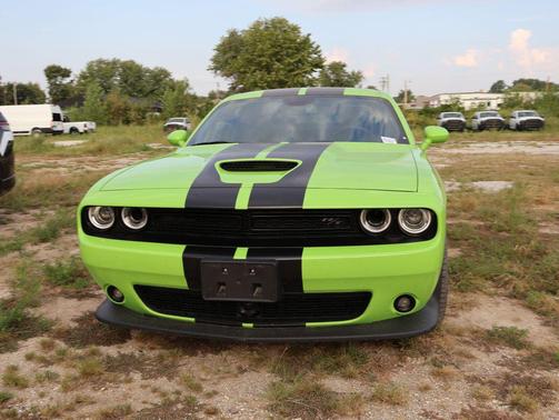 Sublime Metallic Clearcoat 2023 Dodge Challenger R/T