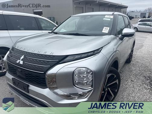 2022 Mitsubishi Outlander SE