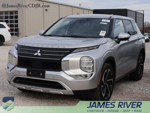 2022 Mitsubishi Outlander SE