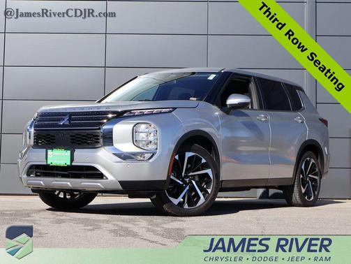 2022 Mitsubishi Outlander SE