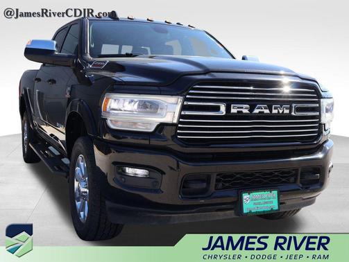 Diamond Black Crystal Pearlcoat 2019 RAM 2500 Laramie Crew Cab 4x4 6'4' Box