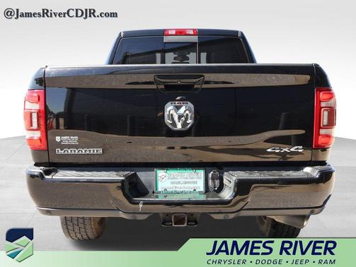 Diamond Black Crystal Pearlcoat 2019 RAM 2500 Laramie Crew Cab 4x4 6'4' Box