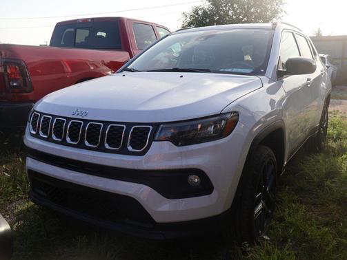 Bright White Clearcoat 2026 Jeep Compass 85th Anniversary 4x4