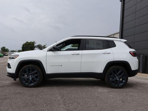 Bright White Clearcoat 2026 Jeep Compass 85th Anniversary 4x4