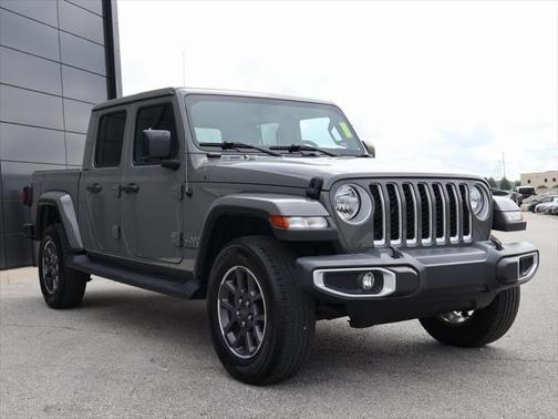 2023 Jeep Gladiator Overland