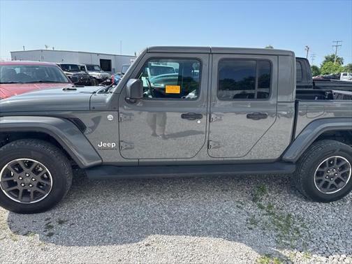 2023 Jeep Gladiator Overland