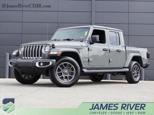 2023 Jeep Gladiator Overland
