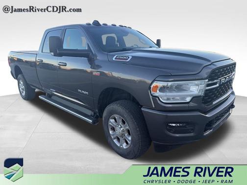 2022 RAM 2500 Big Horn Crew Cab 4x4 8' Box