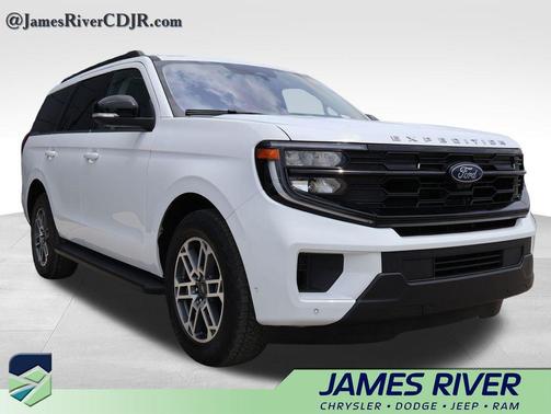 Oxford White 2025 Ford Expedition Active