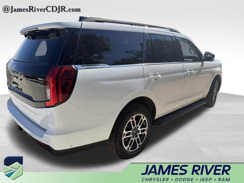 Oxford White 2025 Ford Expedition Active