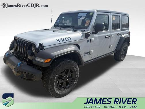Silver Zynith Clearcoat 2023 Jeep Wrangler 4xe Willys