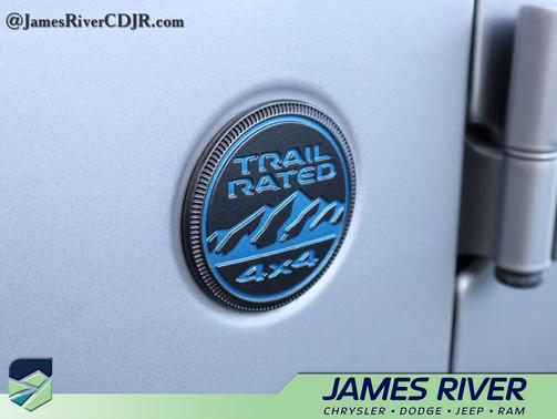Silver Zynith Clearcoat 2023 Jeep Wrangler 4xe Willys