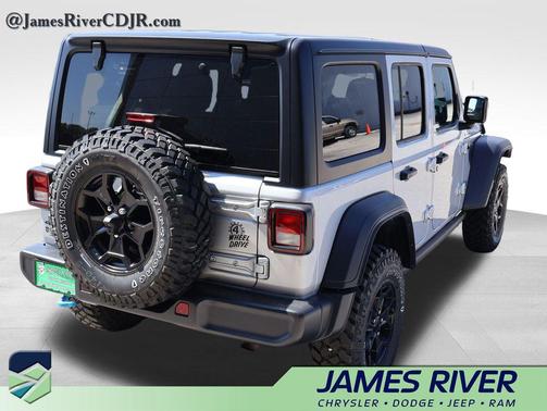 Silver Zynith Clearcoat 2023 Jeep Wrangler 4xe Willys