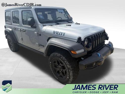 Silver Zynith Clearcoat 2023 Jeep Wrangler 4xe Willys