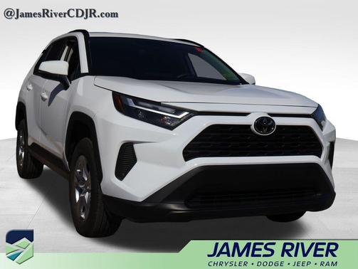 Ice Cap 2025 Toyota RAV4 XLE