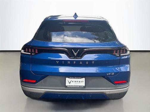 2023 VinFast VF 8 Eco