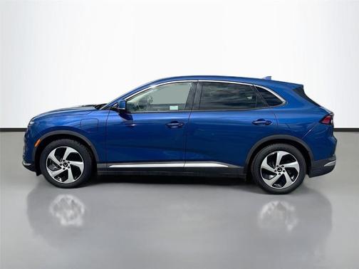 2023 VinFast VF 8 Eco