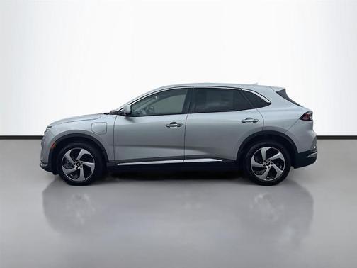 2025 VinFast VF 8 Eco