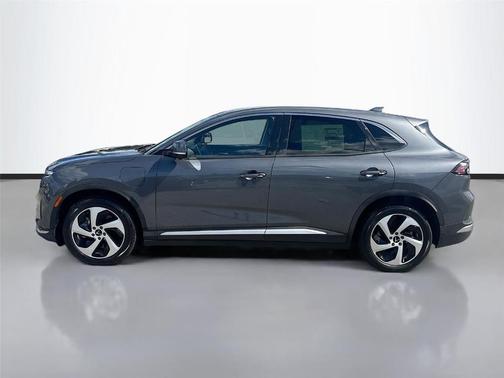 2025 VinFast VF 8 Eco