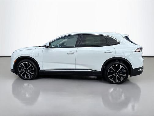 2025 VinFast VF 8 Plus