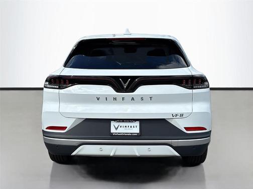 2025 VinFast VF 8 Plus