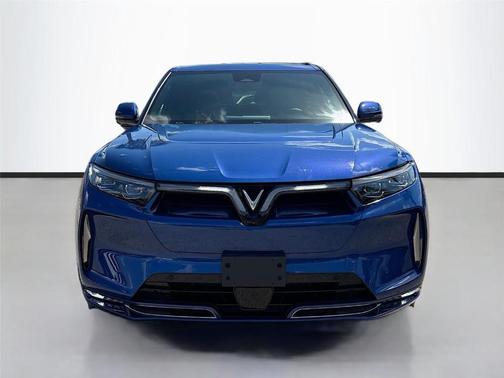 2024 VinFast VF 9 Plus