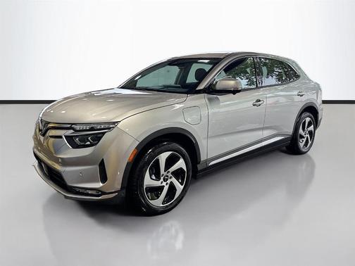 2025 VinFast VF 8 Eco