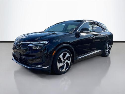 2023 VinFast VF 8 Eco