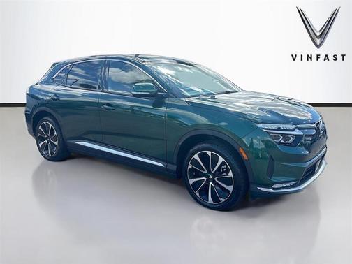 2025 VinFast VF 8 Plus