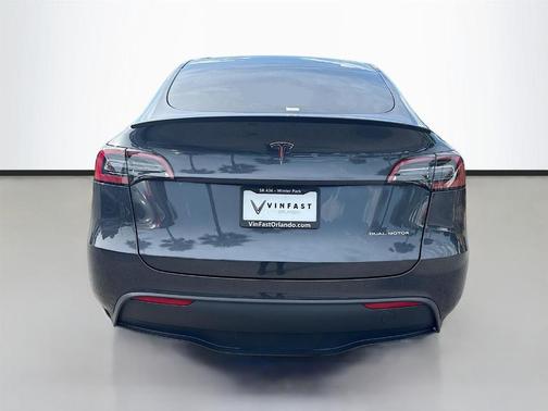 2024 Tesla Model Y Long Range