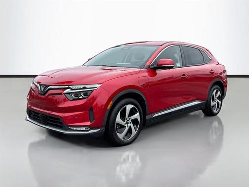 2025 VinFast VF 8 Eco