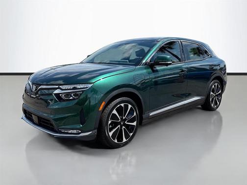 2025 VinFast VF 8 Plus