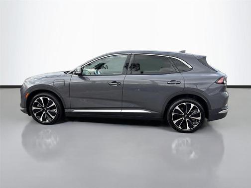 2025 VinFast VF 8 Plus