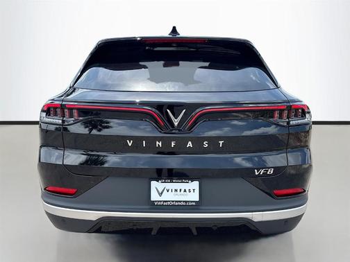 2025 VinFast VF 8 Plus