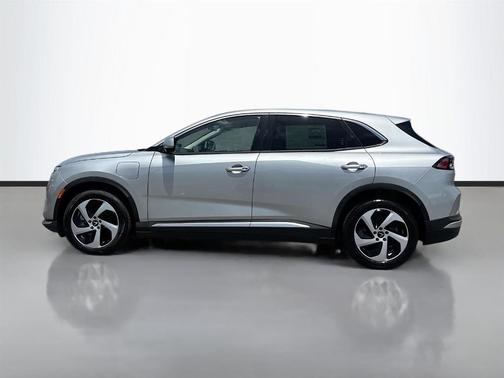 2025 VinFast VF 8 Eco