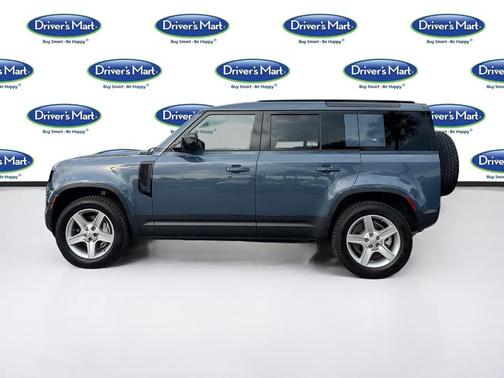 2022 Land Rover Defender 110 SE